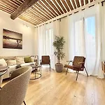 شقة One Bedroom - 85m