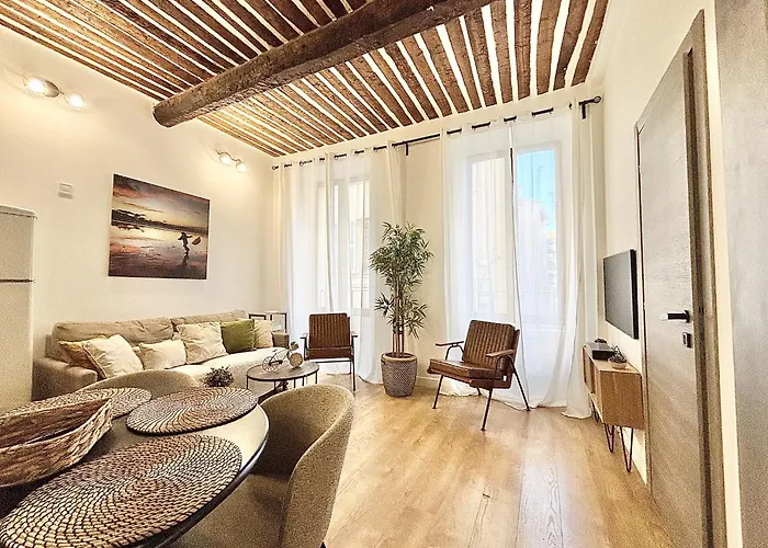 Apartment One Bedroom - 85m *