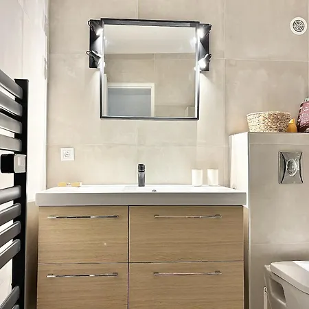 One Bedroom - 85m *