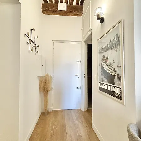 One Bedroom - 85m Appartement *